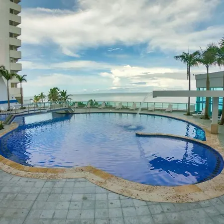 Apartamento Apto En Bocagrande Con Vista Al Mas Piso 22 *